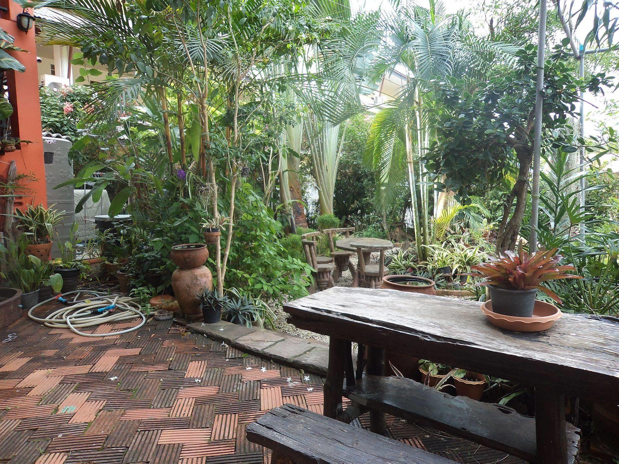 Baan Por Jai Hotel Koh Lanta Exterior photo